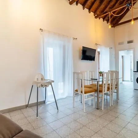 Your Cozy Getaway With Andalusian Flair *