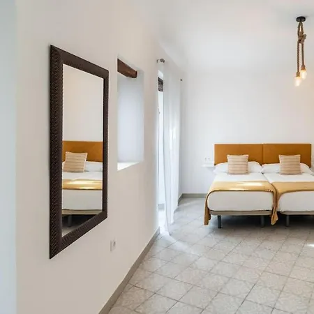 Your Cozy Getaway With Andalusian Flair * Cordoba